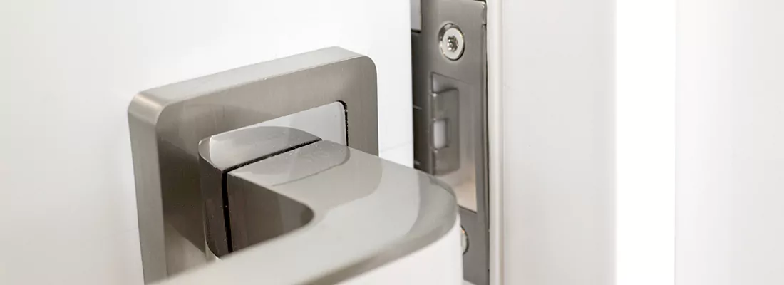 Seamless Integration of Magnetic Locks with Access Control Systems in Sarasota Springs, FL